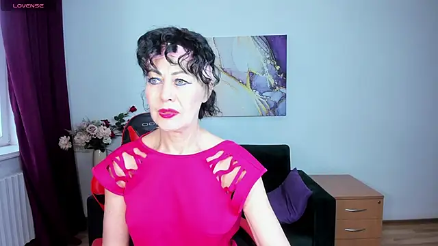 Silvia Wallec online show from April 24, 2026, 5:42 am
