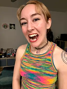 ketarisenup online show from October 11, 2025, 3:51 am