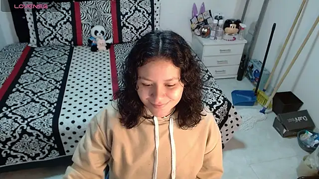 soniafuckboobs online show from March 6, 2026, 12:33 pm