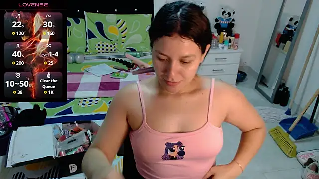 soniafuckboobs online show from June 18, 2026, 12:32 pm