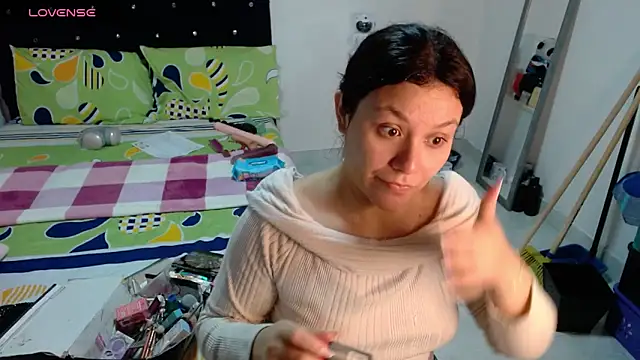 soniafuckboobs online show from June 19, 2026, 12:22 pm