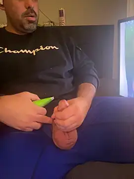 Snapshot of MySnapXanderLeeLindy chatting on January 5, 2025, 12:52 am MySnapXanderLeeLindy online show from January 5, 2025, 12:52 am