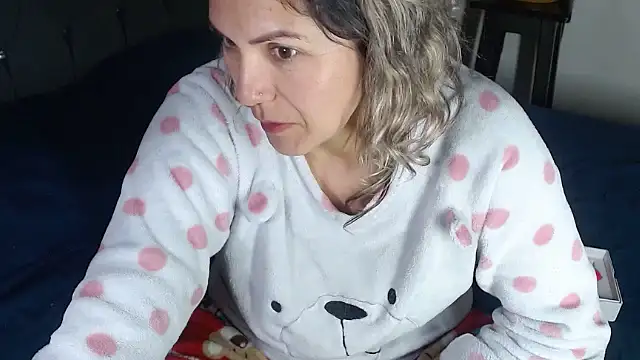 Chantal hott online show from June 6, 2026, 2:50 am
