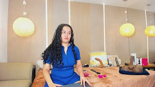 sabrina shark  online show from February 19, 2026, 2:19 am