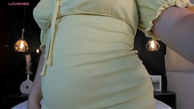 ayla13  online show from March 9, 2025, 5:11 am