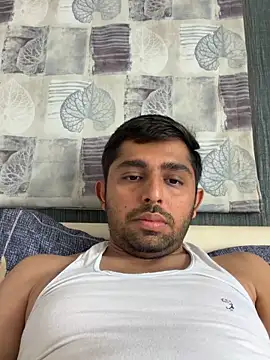 rhuh3991 online show from June 21, 2026, 5:13 am