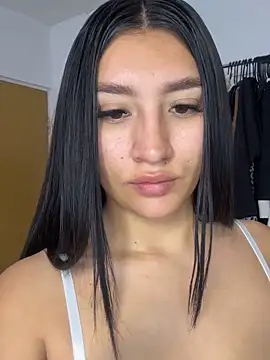 Sexyedith09 online show from April 10, 2026, 5:20 pm