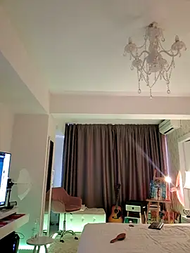 IreneHope online show from March 13, 2025, 8:37 am