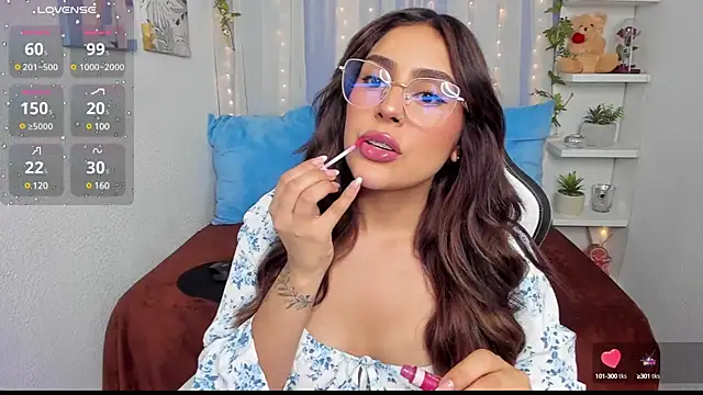 HazzelGray online show from February 11, 2025, 3:40 pm