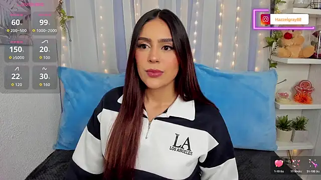 HazzelGray online show from November 5, 2025, 1:14 pm