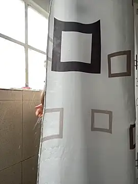 hannahb-e online show from September 30, 2025, 5:30 pm