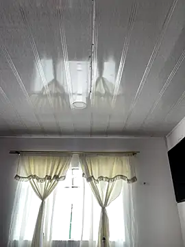 hannahb-e online show from September 10, 2025, 6:51 pm