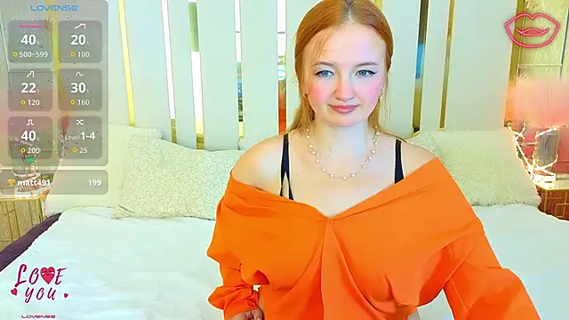 Marina Mur  online show from October 9, 2025, 7:25 pm