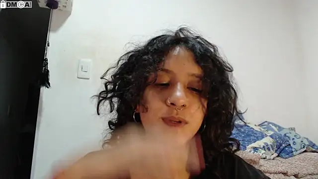 AlinaWoolf  online show from March 7, 2026, 2:29 am