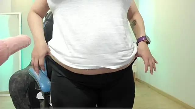 Snapshot of Sammy_owens_ chatting on February 23, 2026, 12:17 pm Sammy owens online show from February 23, 2026, 12:17 pm