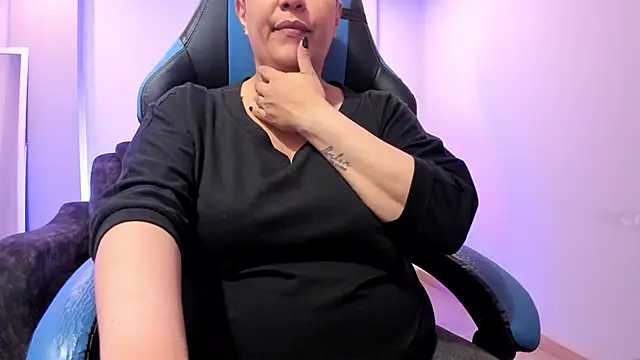 Sammy owens  online show from October 2, 2025, 12:19 pm