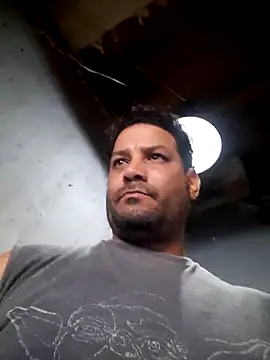 hecwil8 online show from February 21, 2026, 1:46 pm