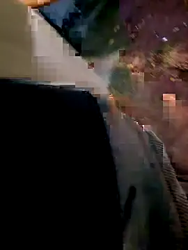 hecwil8 online show from December 13, 2025, 8:04 pm