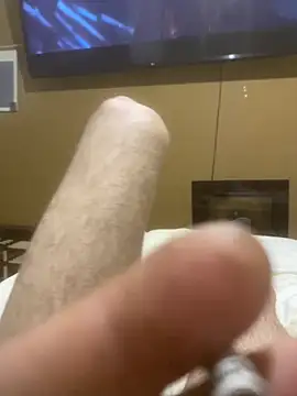 gigetto1977 online show from April 13, 2026, 1:53 am