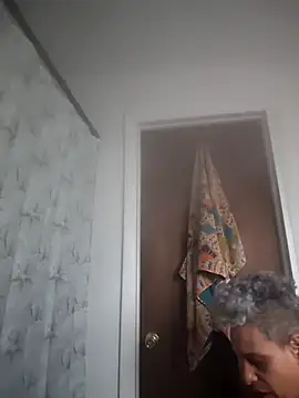 CeceilaMoon online show from March 10, 2026, 3:16 pm