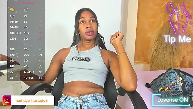 shenielxx online show from March 14, 2026, 2:45 pm