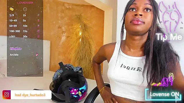 shenielxx online show from March 7, 2026, 2:55 pm