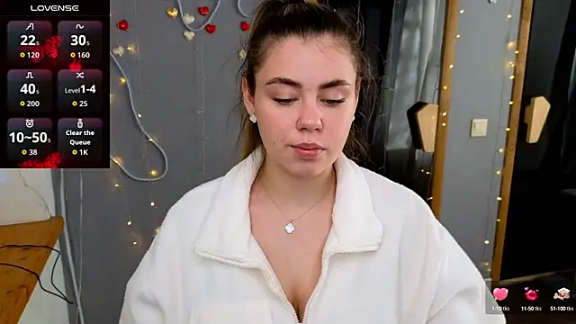 IsabellaBler online show from September 26, 2025, 5:47 am