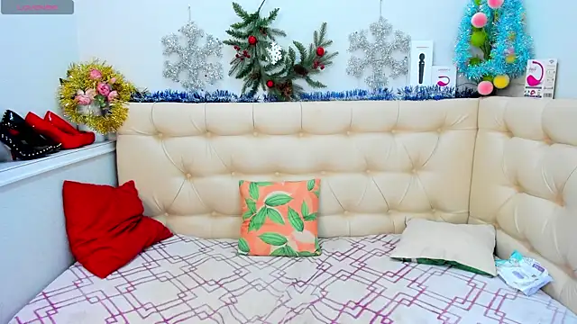 SamantaSax online show from December 19, 2025, 3:10 am