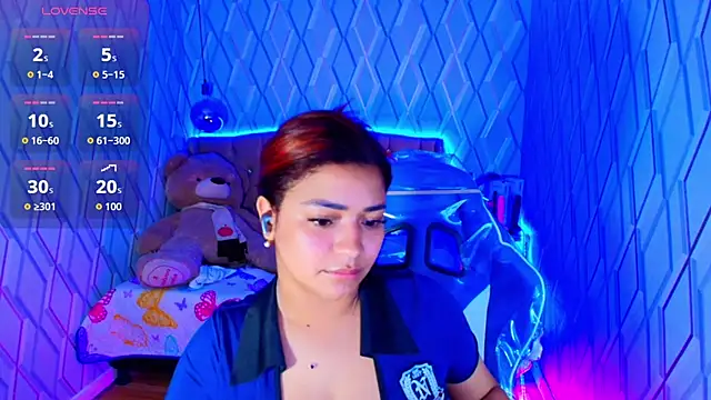 NicolleTaylor online show from November 5, 2025, 12:36 am