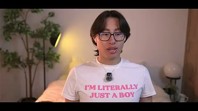 SrLuis18 online show from November 5, 2025, 4:15 am