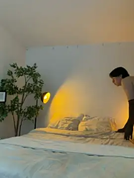 Snapshot of SrLuis18 chatting on March 22, 2026, 10:44 pm SrLuis18 online show from March 22, 2026, 10:44 pm