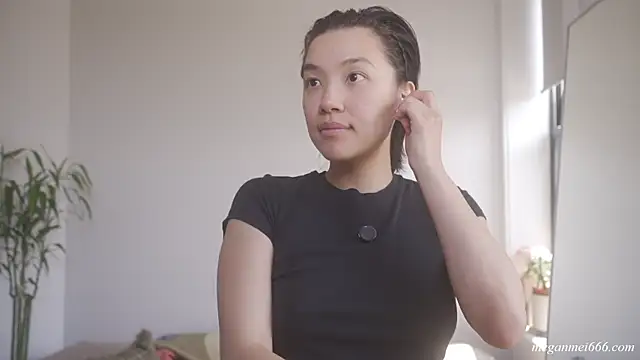 meganmei666 online show from July 24, 2026, 4:14 pm