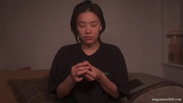 meganmei666 online show from August 2, 2026, 3:38 am