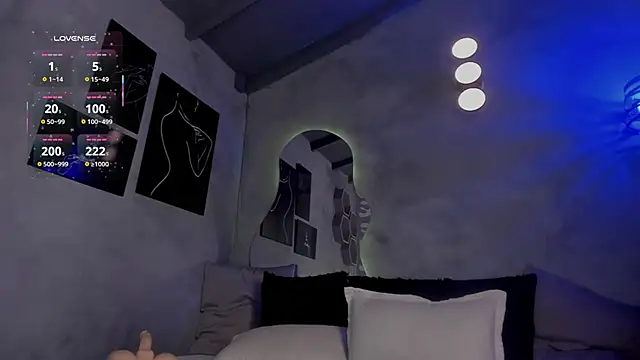 Snapshot of Danii-420 chatting on October 30, 2025, 4:37 pm Danii-420 online show from October 30, 2025, 4:37 pm