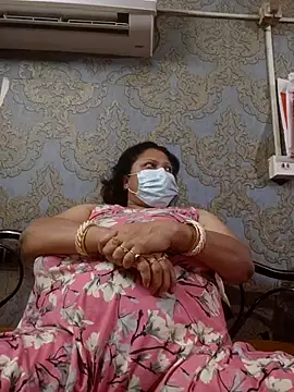 Snapshot of kunjan789 chatting on March 17, 2026, 6:00 pm kunjan789 online show from March 17, 2026, 6:00 pm