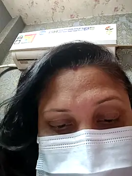 Snapshot of kunjan789 chatting on February 18, 2026, 5:53 pm kunjan789 online show from February 18, 2026, 5:53 pm