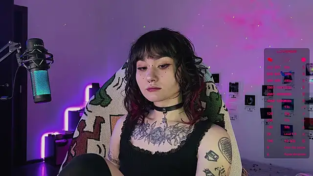 deadlysweet online show from October 10, 2025, 12:44 am