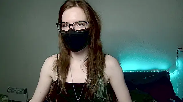 Snapshot of amber_candyfloss chatting on January 12, 2026, 1:12 am amber candyfloss online show from January 12, 2026, 1:12 am