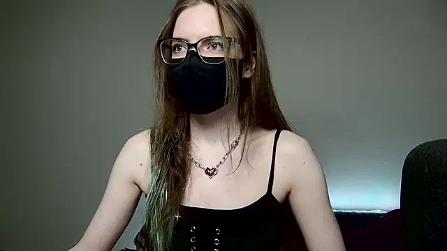 Snapshot of amber_candyfloss chatting on November 2, 2025, 11:43 pm amber candyfloss online show from November 2, 2025, 11:43 pm