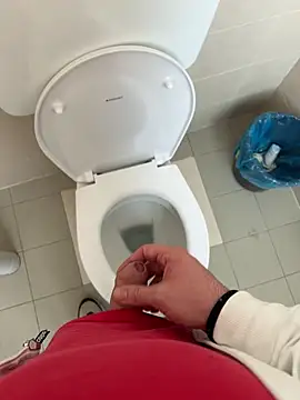 Diegodaddy01 online show from November 9, 2025, 1:37 pm