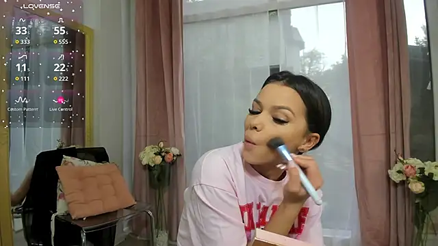 Selena Reeves online show from October 11, 2025, 6:36 am