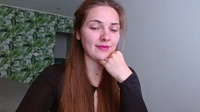 Olivia shine online show from October 10, 2025, 4:24 am