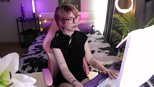 Snapshot of _Moonlight_t chatting on August 8, 2026, 1:07 pm Moonlight t online show from August 8, 2026, 1:07 pm