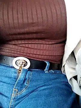 Snapshot of Emily_Wane chatting on February 20, 2026, 8:11 pm Emily Wane online show from February 20, 2026, 8:11 pm