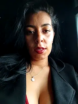 Emily Wane online show from November 15, 2025, 2:43 pm