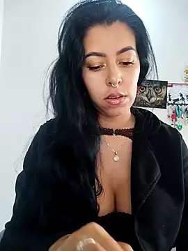 Snapshot of Emily_Wane chatting on February 6, 2026, 4:25 pm Emily Wane online show from February 6, 2026, 4:25 pm