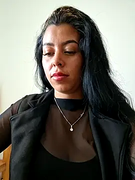Emily Wane online show from July 7, 2026, 5:16 pm