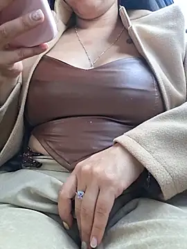 Emily Wane online show from August 2, 2026, 3:31 pm