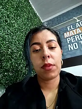 Snapshot of Emily_Wane chatting on March 10, 2026, 5:39 pm Emily Wane online show from March 10, 2026, 5:39 pm