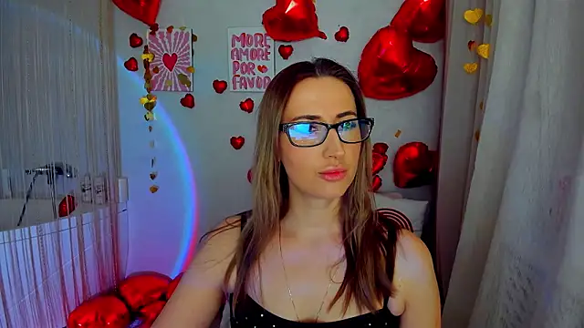 PassionGlow online show from February 1, 2026, 7:34 pm